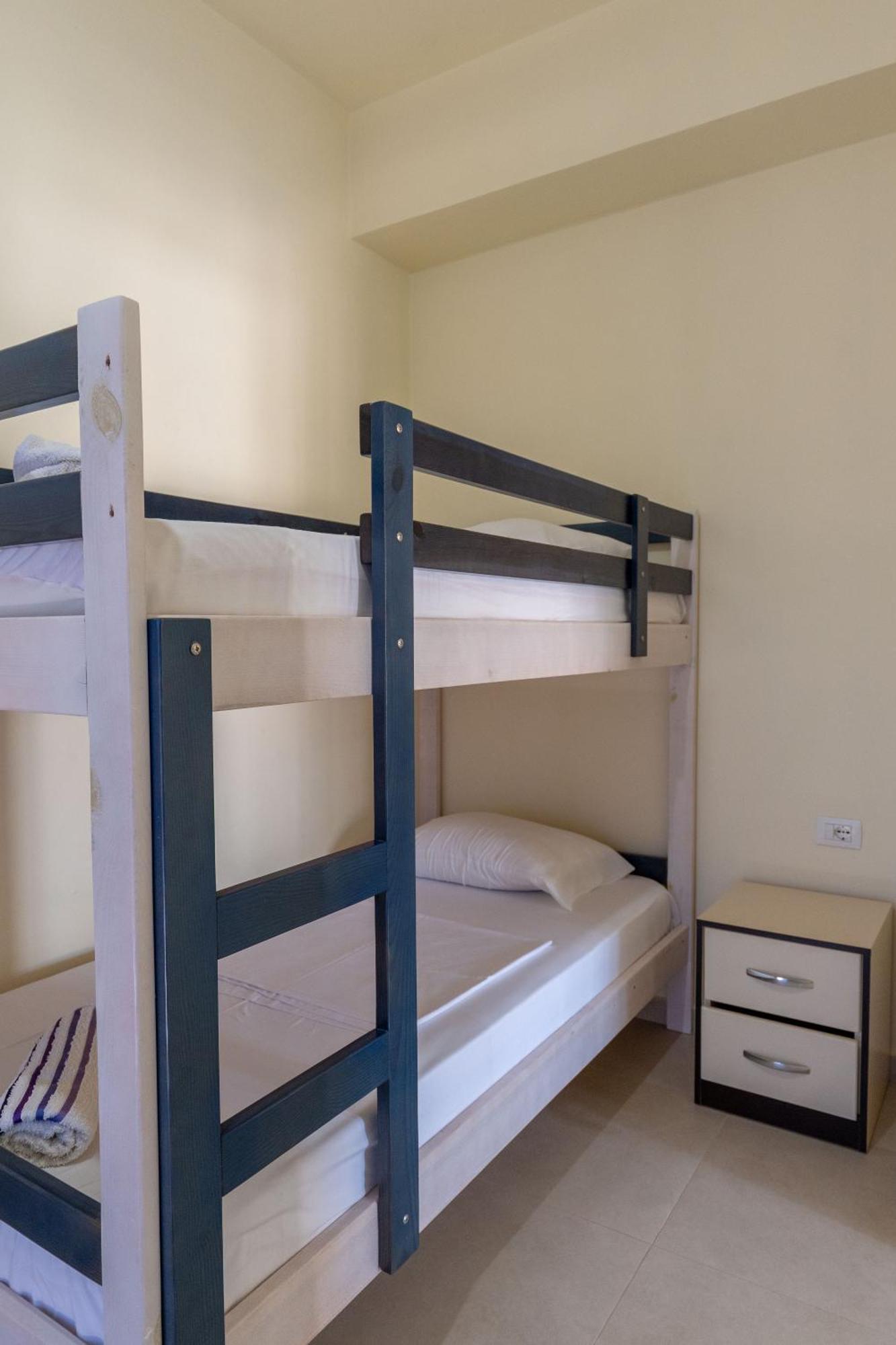 Rest Hour Hotel Ксамил Екстериор снимка